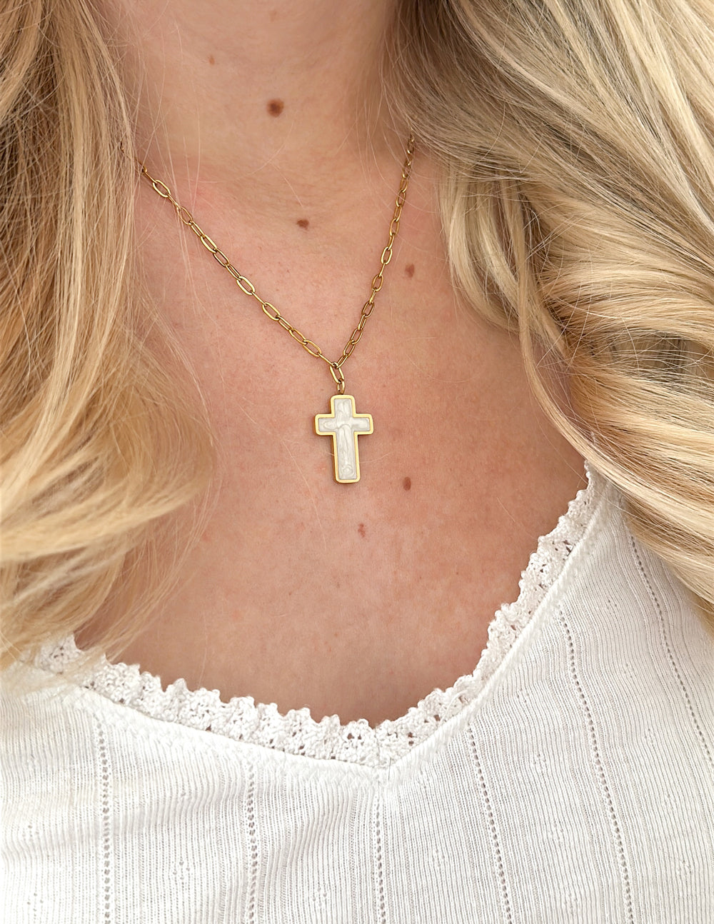 EF | White Enamel Cross Necklace